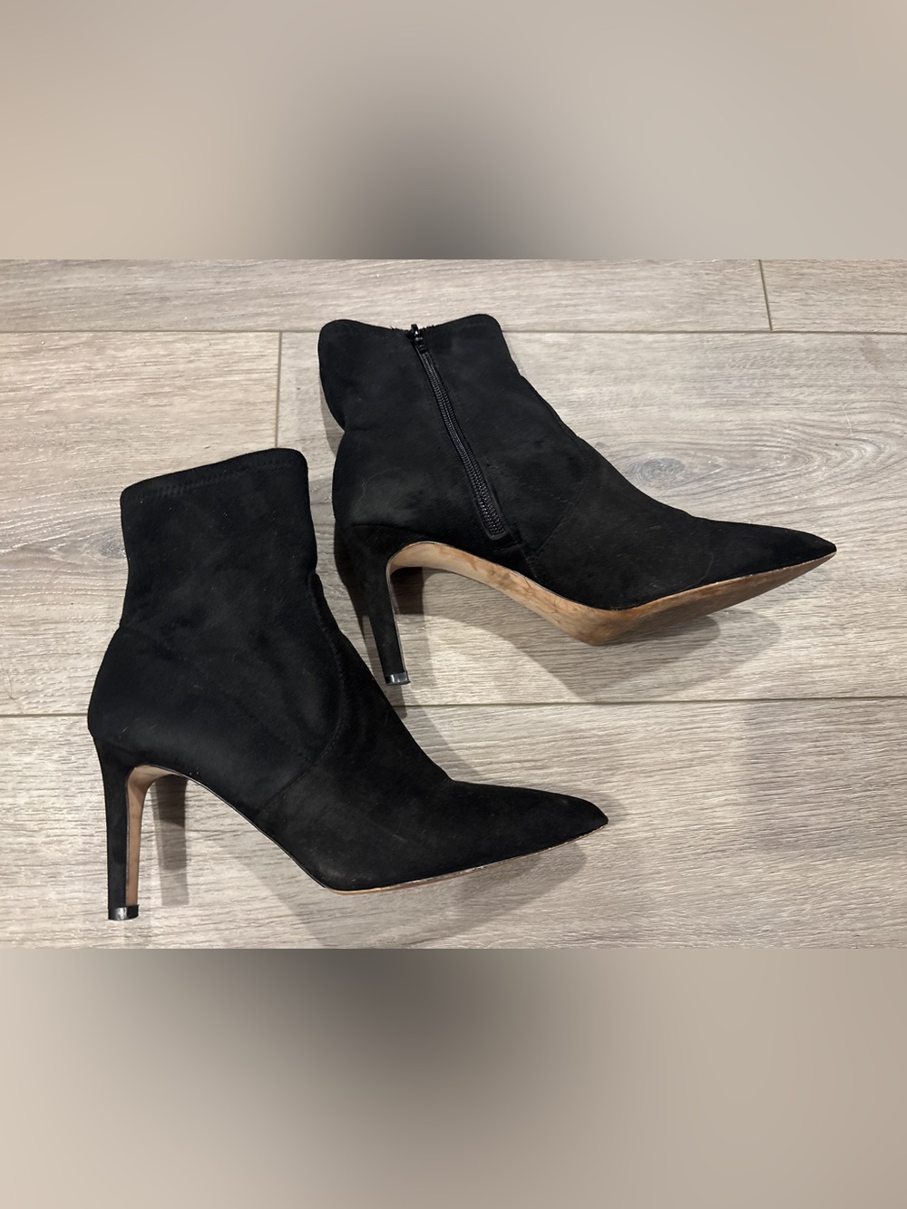 Ann Taylor Black Suede
Pointed-Toe Ankle Booties